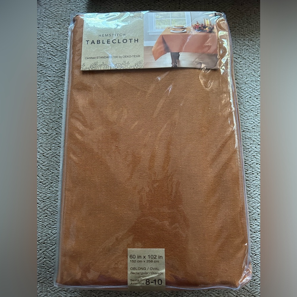 NWT Rust Colored Tablecloth 60 x 102 Oblong / Oval FALL Halloween Thanksgiving